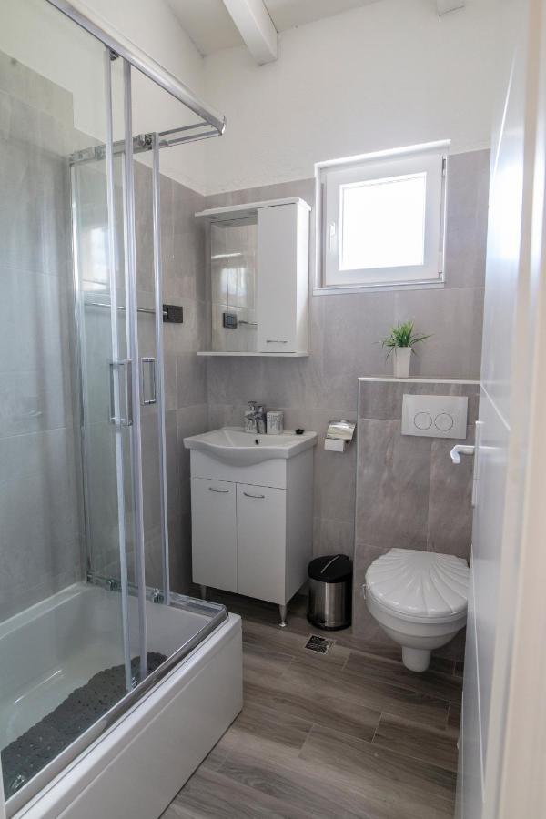 Zorana Apartman Rogoznica  Kültér fotó