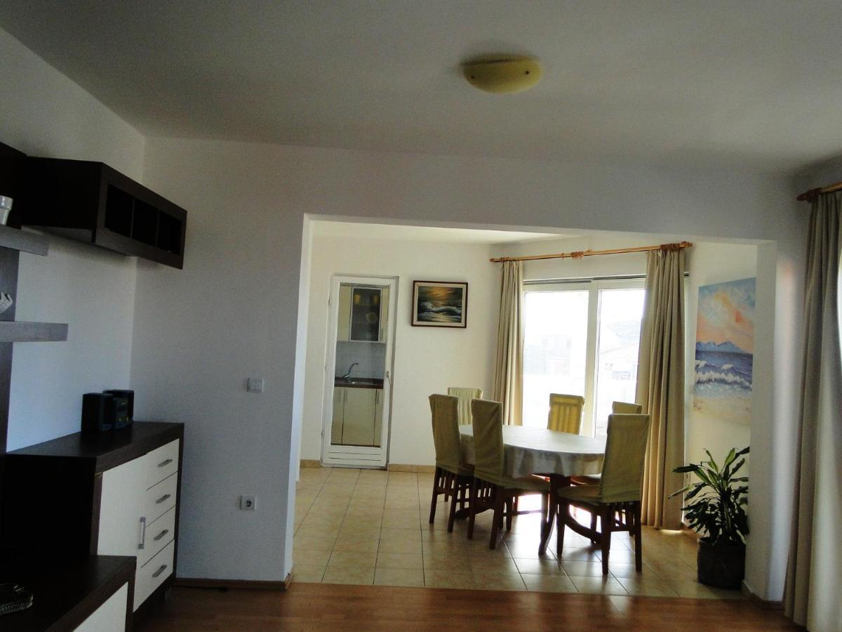 Zorana Apartman Rogoznica  Kültér fotó
